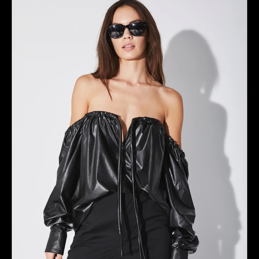 NEW NWT RTA CAMILLA BLACK TOP SIZE 0